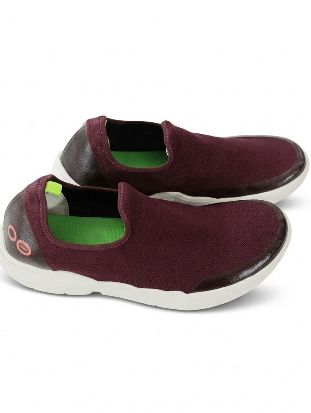 OOFOS OOMG Eezee Low Women's 11 Burgundy Maroon Recovery Slip on Sneakers